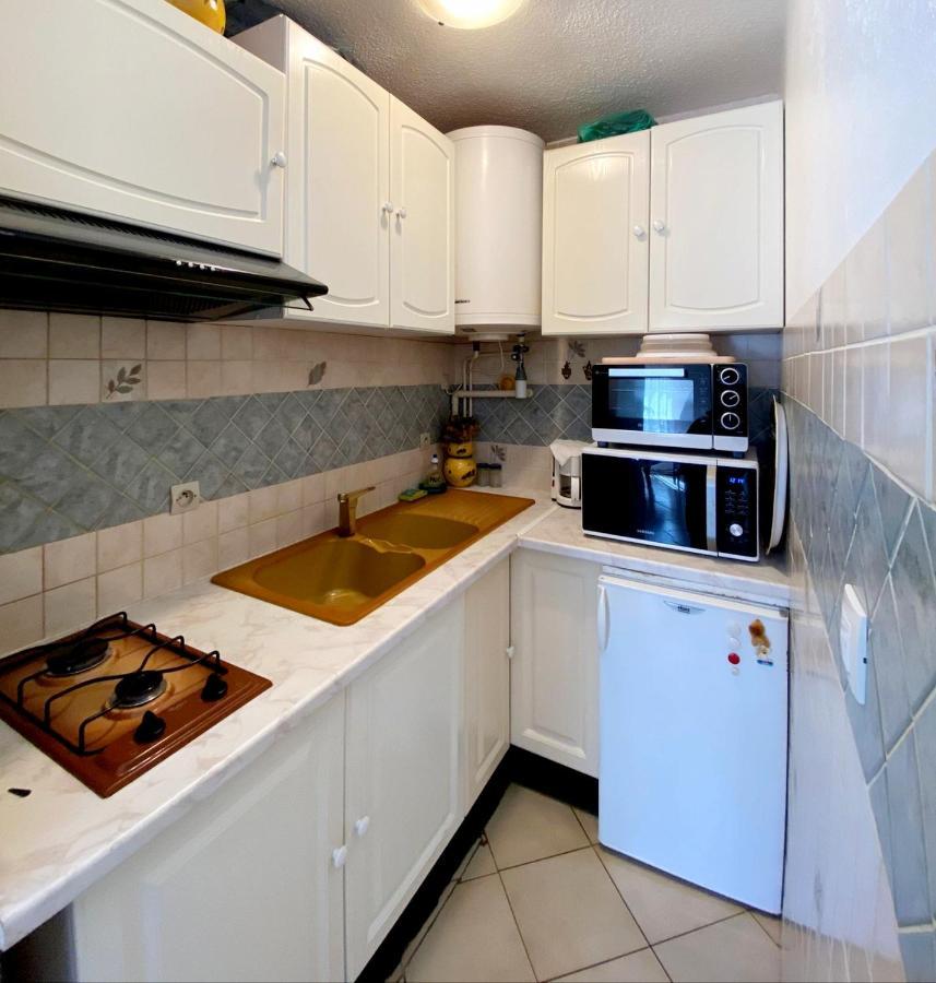 Apartament Charmant Studio Costebelle Proche Gare, Terrasse Et Parking Gratuit Hyères Zewnętrze zdjęcie
